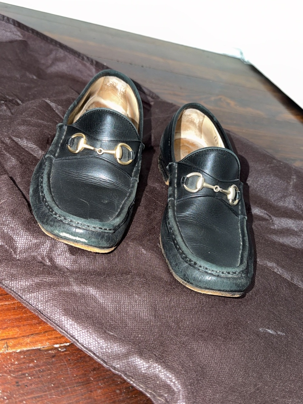 Gucci Black Leather Horsebit Slip-On Loafers